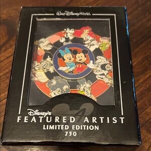 DISNEY Artist Collection 2005 (Mickey, Minnie & Friends Spinner) Mark Seppala